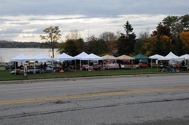 Suttons Bay Saturday Morning Market