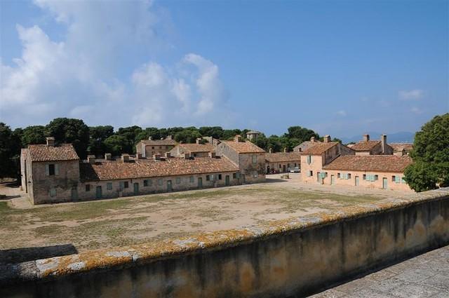 France_July_2011_543.jpg